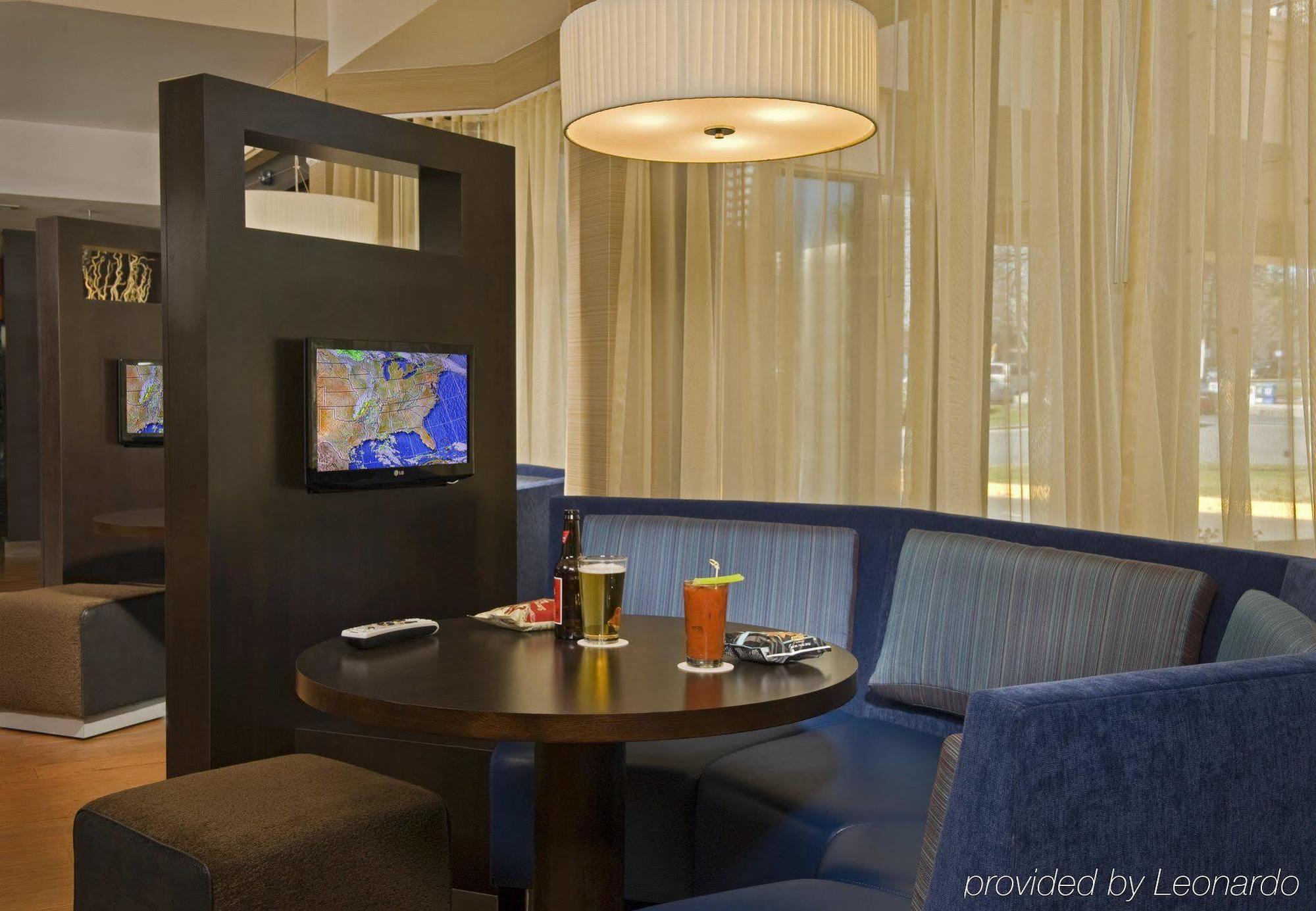 Courtyard By Marriott Rockville Exterior photo